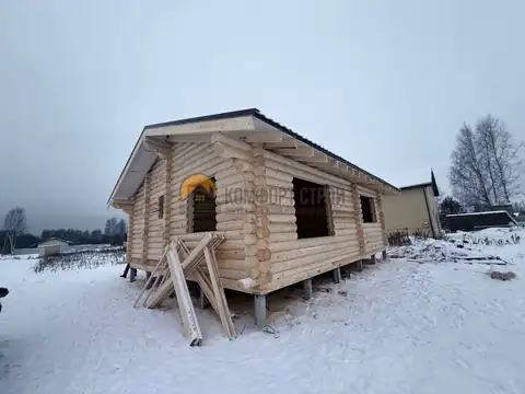 Сборка дома 8×9 м из оцилиндрованного бревна 240 мм — фото 5