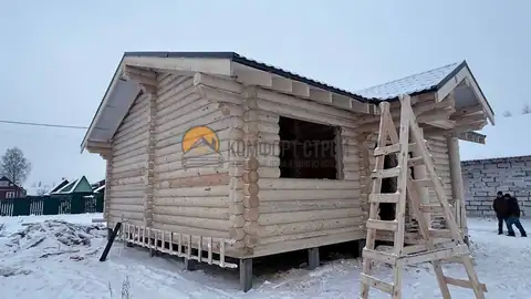 Сборка дома 8×9 м из оцилиндрованного бревна 240 мм — фото 4